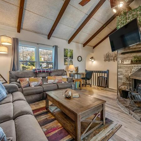 Bear'S Loft Apartment Beech Mountain Bagian luar foto